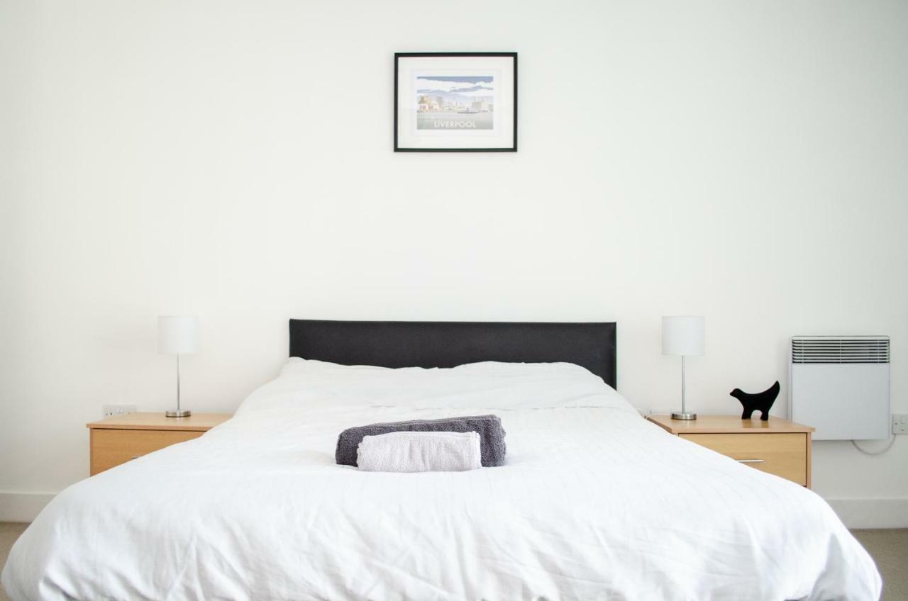 Serviced Apartment In Liverpool City Centre - Free Parking - Balcony - By Happy Days Zewnętrze zdjęcie